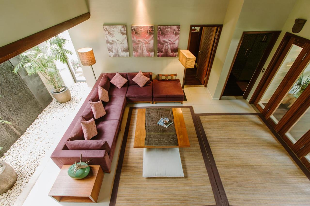 Pronoia Beach Resort Jimbaran Buitenkant foto