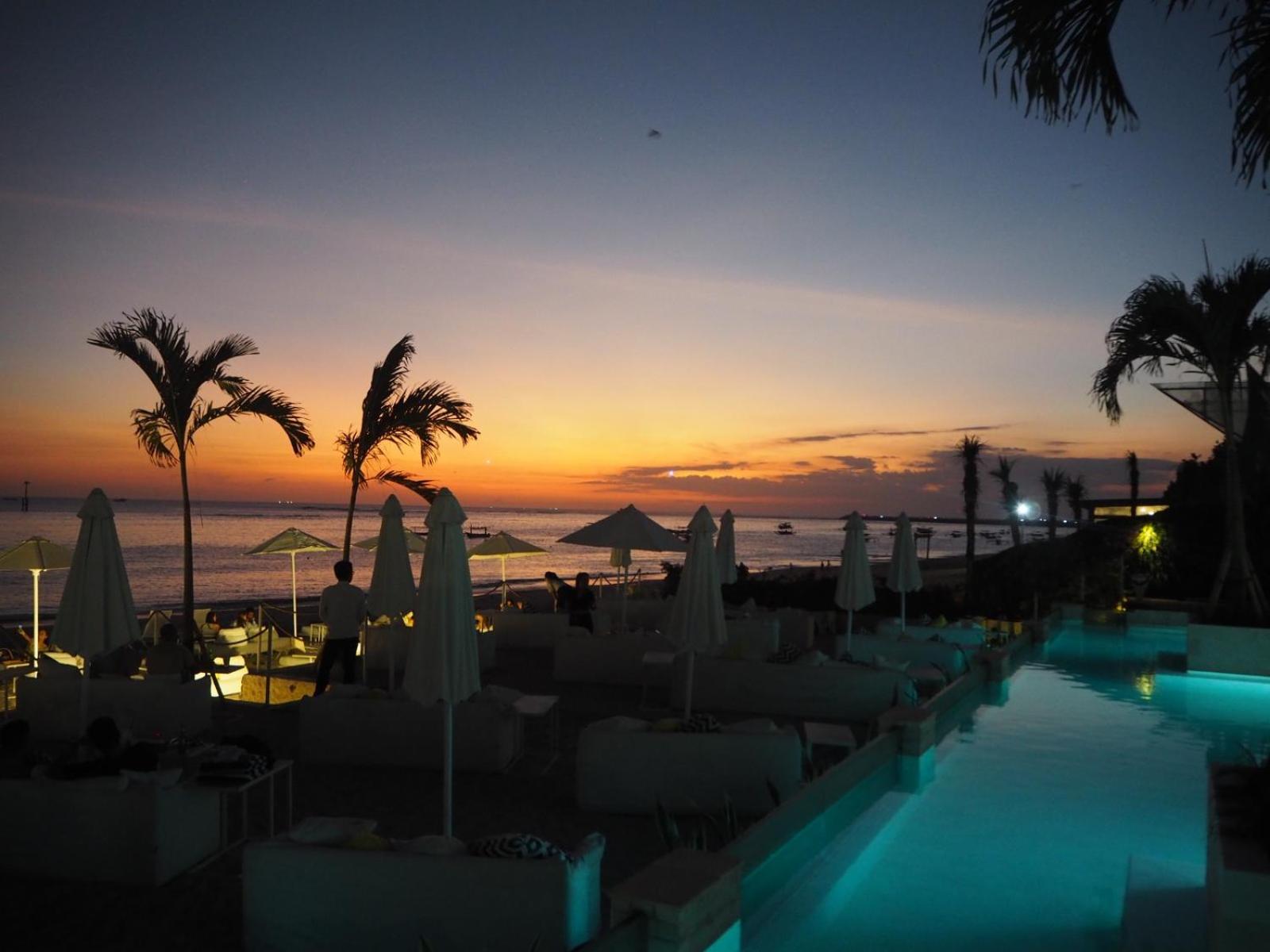 Pronoia Beach Resort Jimbaran Buitenkant foto