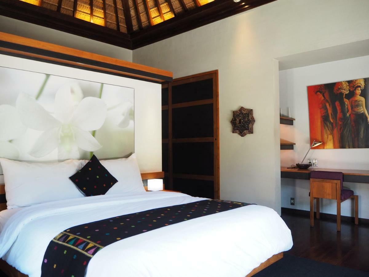 Pronoia Beach Resort Jimbaran Buitenkant foto